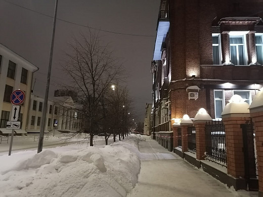 В Иванове перегородили улицу так, что пройти по ней нельзя